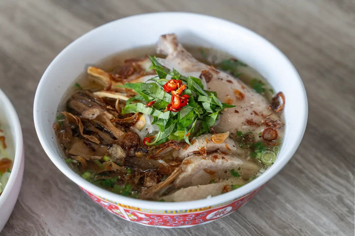 Bún măng vịt